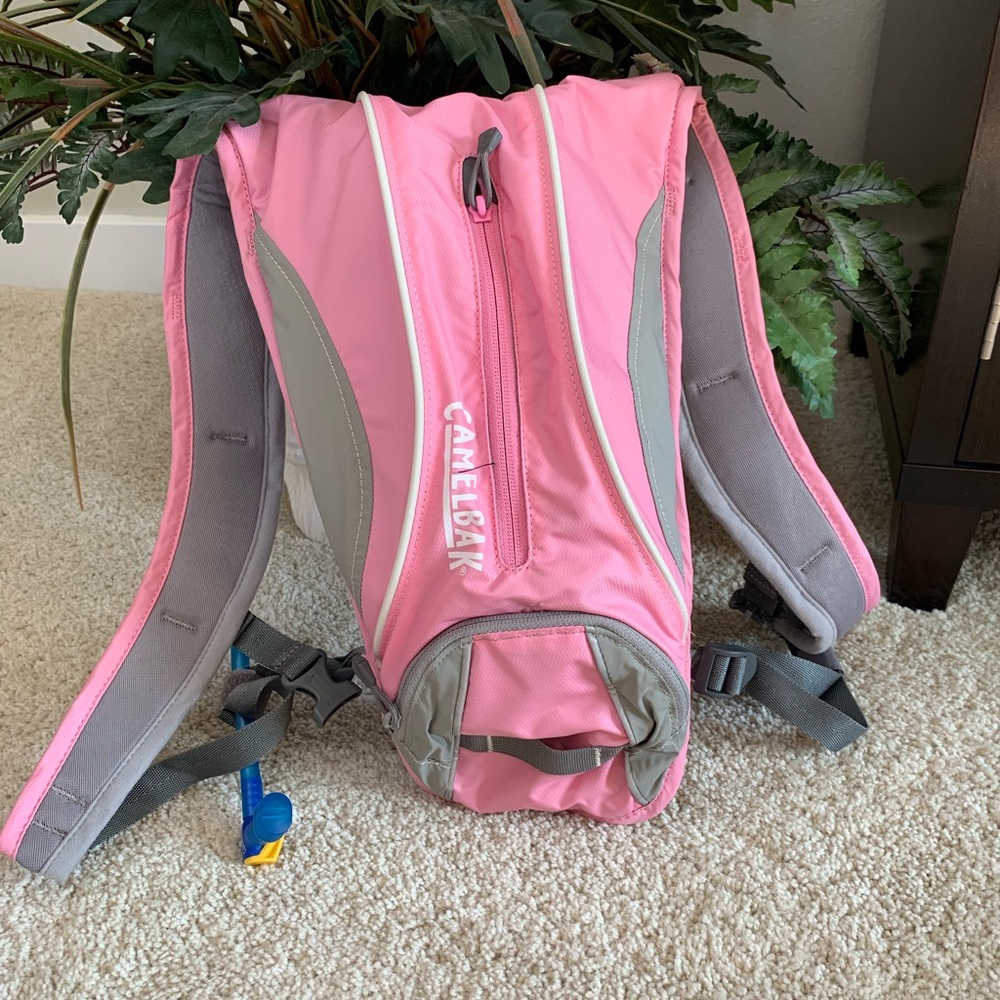 NWT!!! CamelBak Women’s Annadel